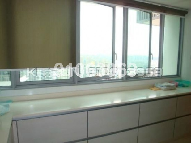 Pavilion 11 (D11), Condominium #10217482